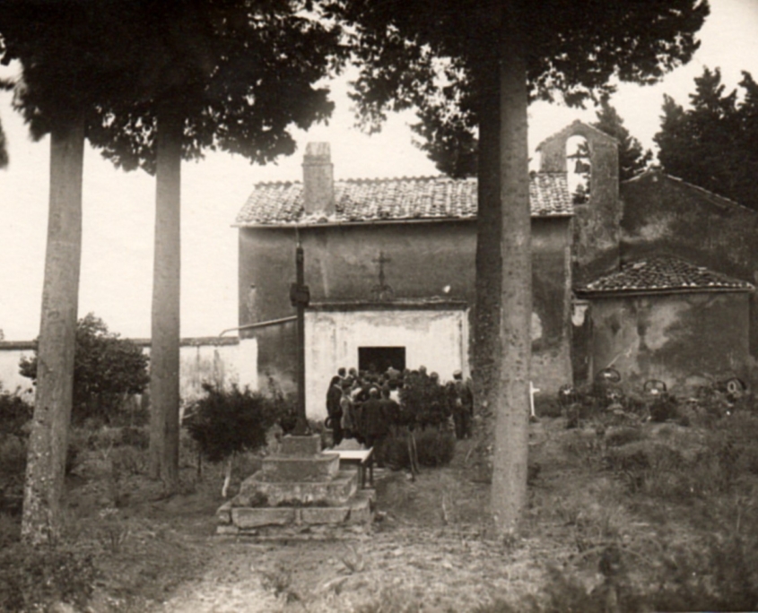 La chiesa del cimitero di Riano dove viene posta la salma